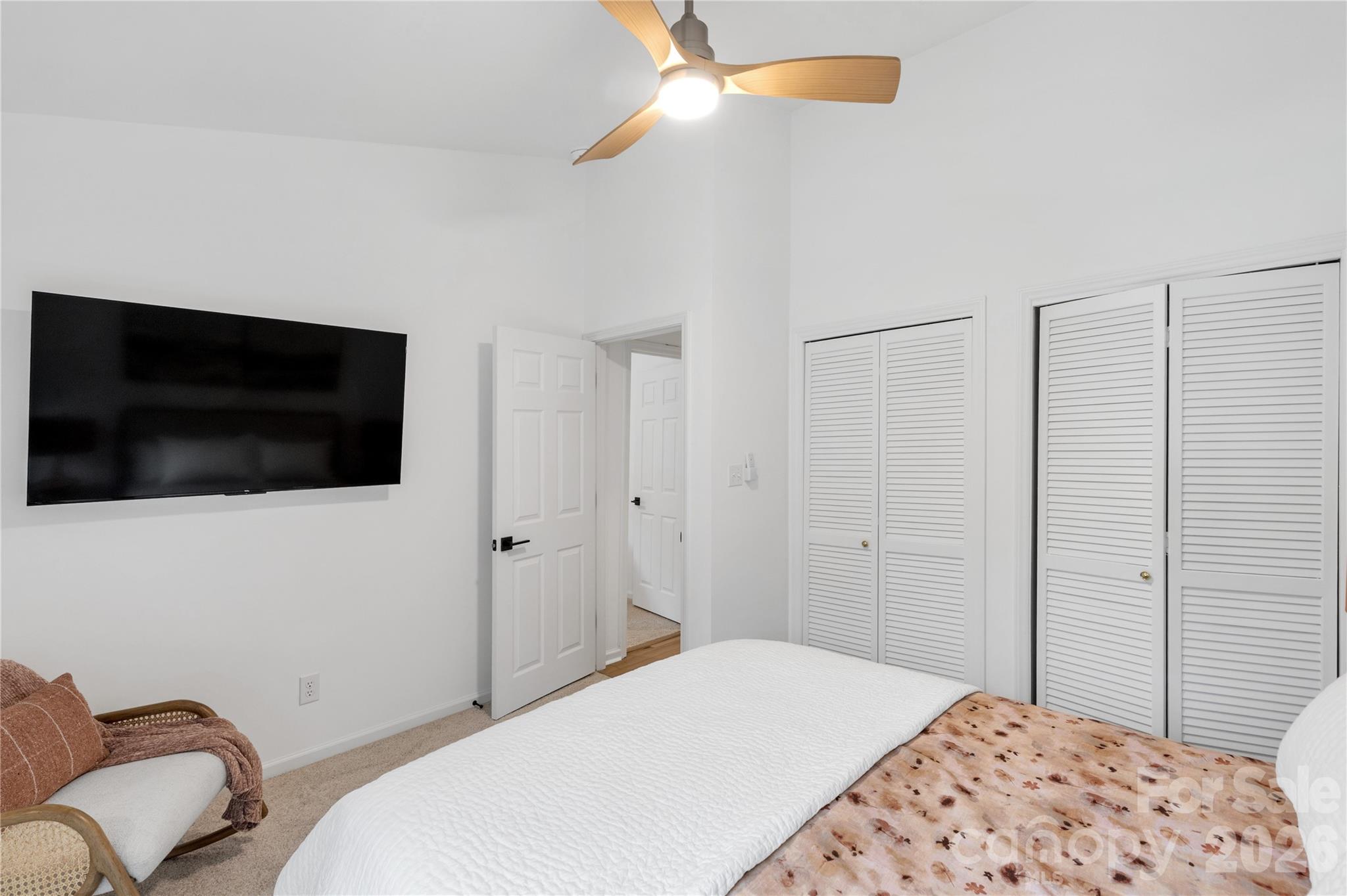 143 Greenridge Road Clover, SC 29710 - Photo 24 of 43 a bedroom with a bed and a television