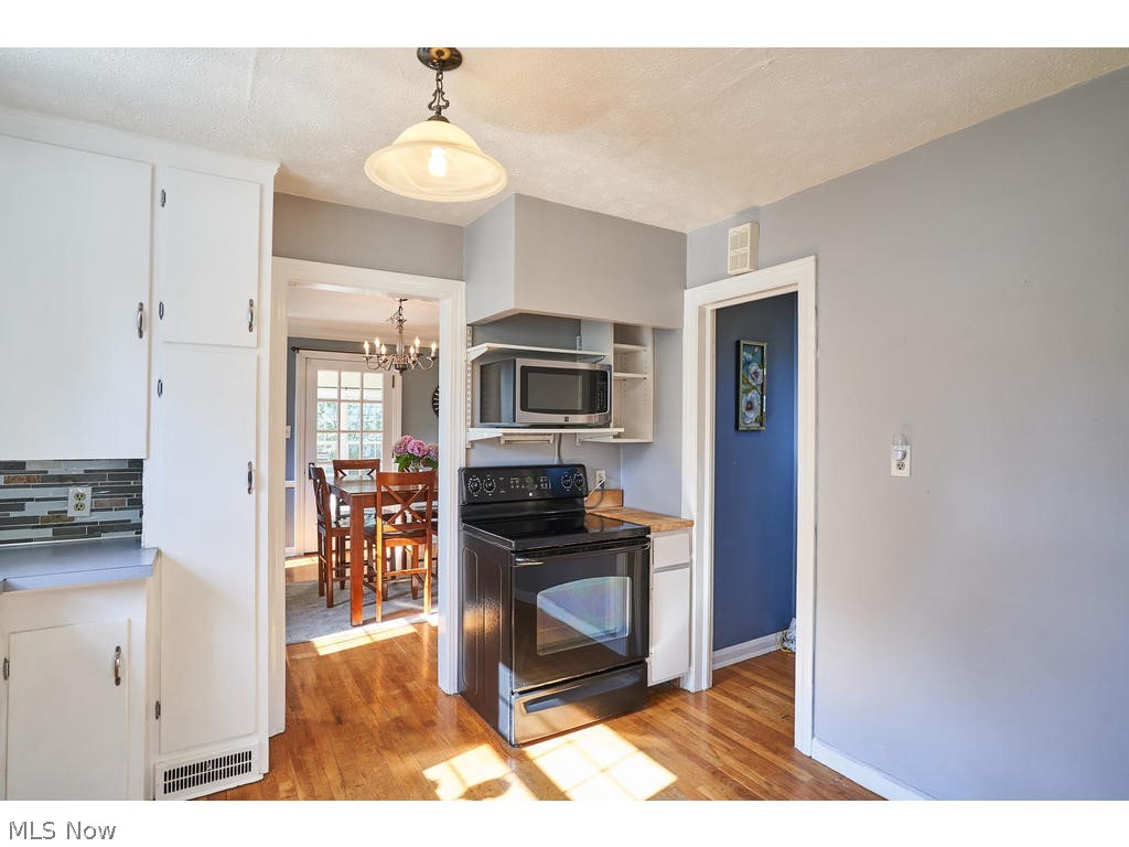 1620 Sheridan Road Cleveland, OH 44121 - Photo 10 of 25 Gallery Image 10