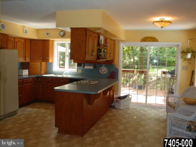 5880 Mountain Road Dover, PA 17315 - Photo 12 of 35 Gallery Image 12