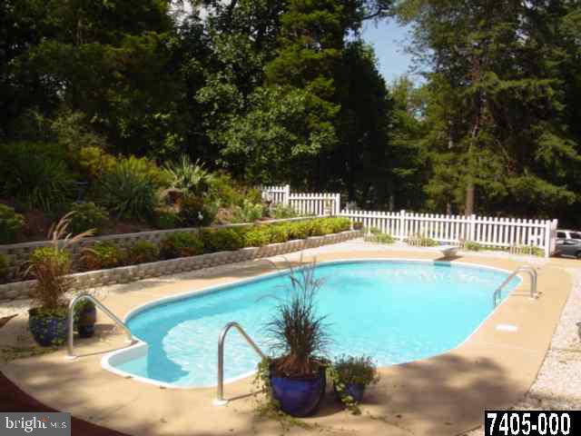 5880 Mountain Road Dover, PA 17315 - Photo 3 of 35 Gallery Image 3