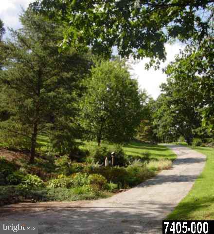 5880 Mountain Road Dover, PA 17315 - Photo 34 of 35 Gallery Image 34