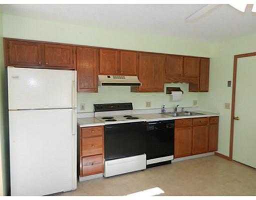 4881 Auston Street, Unit 4881 Springfield, OH 45502 - Photo 4 of 12