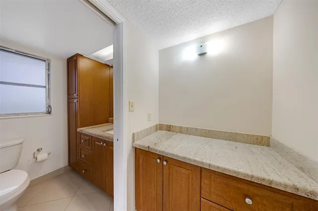 $2,200 | 2601 South Palm Aire Drive, Unit 212, Pompano Beach, FL 33069