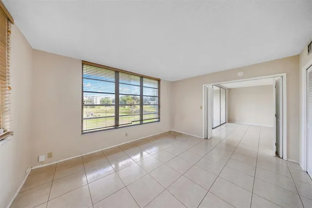 $2,200 | 2601 South Palm Aire Drive, Unit 212, Pompano Beach, FL 33069