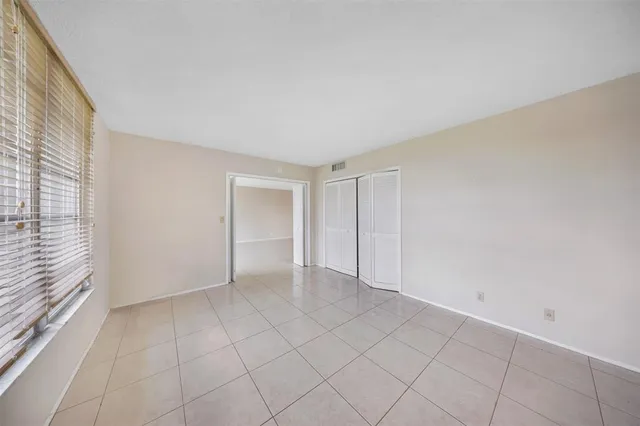 $2,200 | 2601 South Palm Aire Drive, Unit 212, Pompano Beach, FL 33069