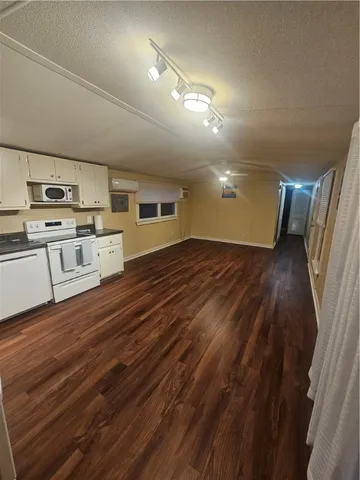 $1,250 | 1201 Floyd Drive Northeast, Townsend, GA 31331