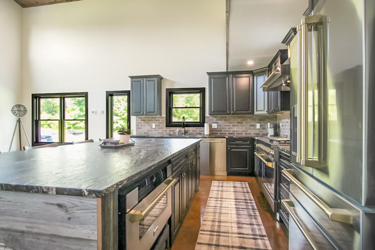 9137 Peterson Road Brooklyn, MI 49230 - Photo 13 of 50 14