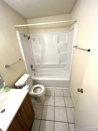 $1,100 | 8911 Amber Dusk, San Antonio, TX 78250