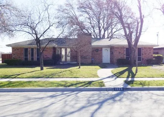 $2,650 | 1028 Ridgefield Drive, Plano, TX 75075