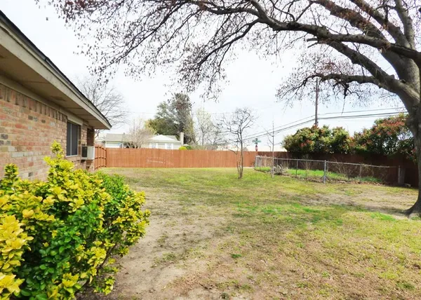 $2,650 | 1028 Ridgefield Drive, Plano, TX 75075