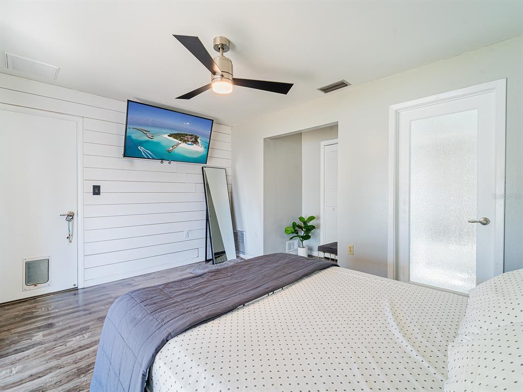 7131 Vista Way Port Richey, FL 34668 - Photo 20 of 37 PRIMARY BEDROOM 2