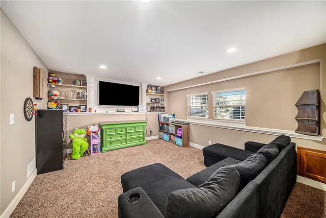 $380,000 | 2210 Northeast Treetop Drive, Blue Springs, MO 64029