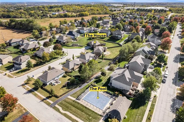 $380,000 | 2210 Northeast Treetop Drive, Blue Springs, MO 64029