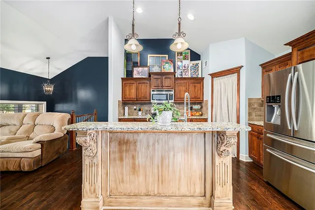 $380,000 | 2210 Northeast Treetop Drive, Blue Springs, MO 64029