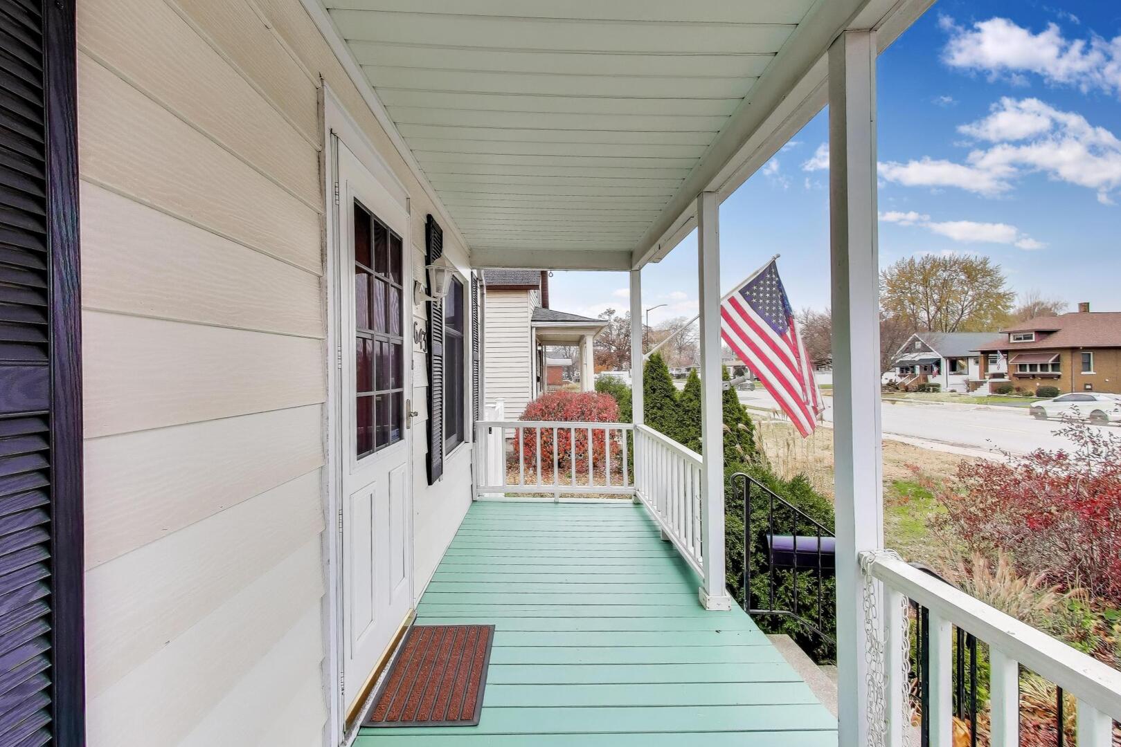 2643 Ridge Road Lansing, IL 60438 - Photo 3 of 30 a view of a balcony