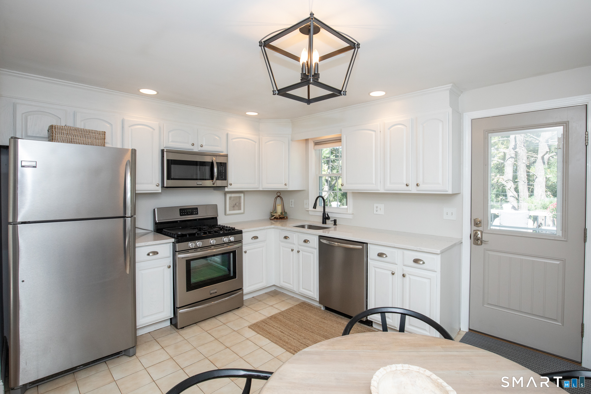 130 Meetinghouse Ridge Meriden, CT 06450 - Photo 18 of 33 Gallery Image 18