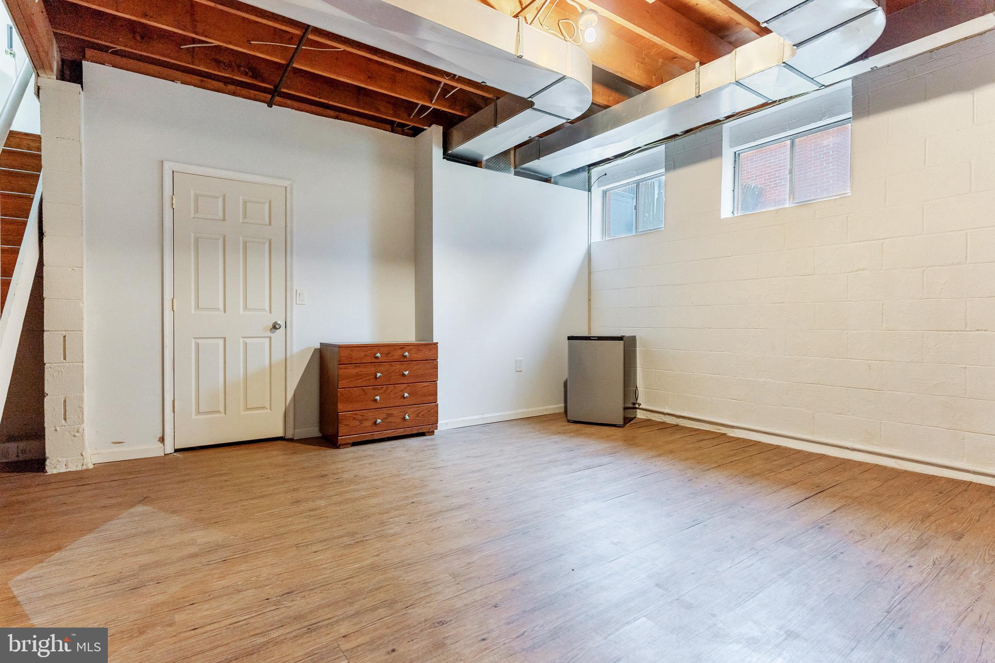 11810 Milbern Drive Potomac, MD 20854 - Photo 30 of 36