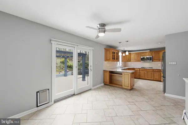$670,000 | 117 Creamery Road, Elverson, PA 19520