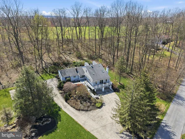 $670,000 | 117 Creamery Road, Elverson, PA 19520