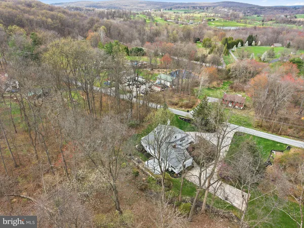 $670,000 | 117 Creamery Road, Elverson, PA 19520