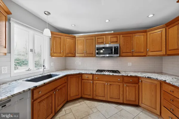$670,000 | 117 Creamery Road, Elverson, PA 19520