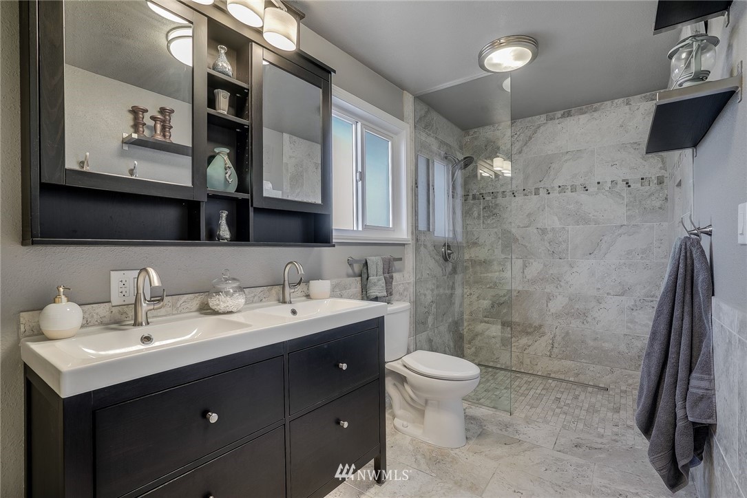 24302 13th Place West Bothell, WA 98021 - Photo 9 of 23