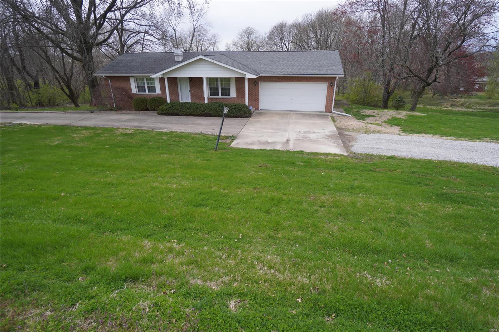 2018 Hillcreek Road Collinsville, IL 62234 - Photo 57 of 67 Gallery Image 57