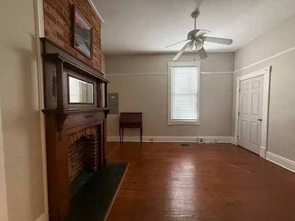 $299,900 | 2104 Vinton Avenue, Memphis, TN 38104