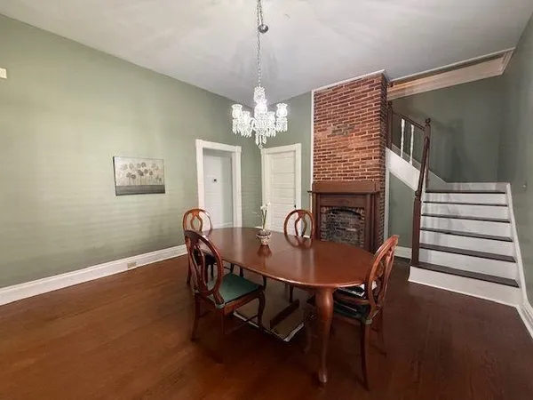 $299,900 | 2104 Vinton Avenue, Memphis, TN 38104