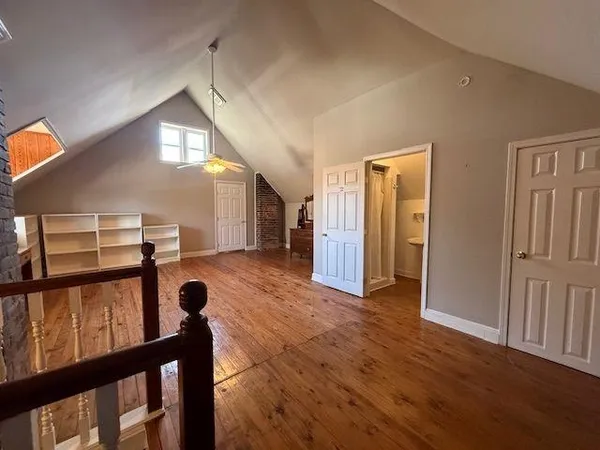 $299,900 | 2104 Vinton Avenue, Memphis, TN 38104