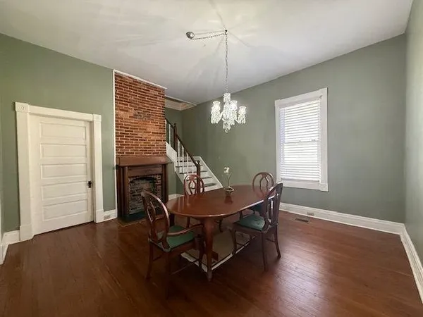 $299,900 | 2104 Vinton Avenue, Memphis, TN 38104