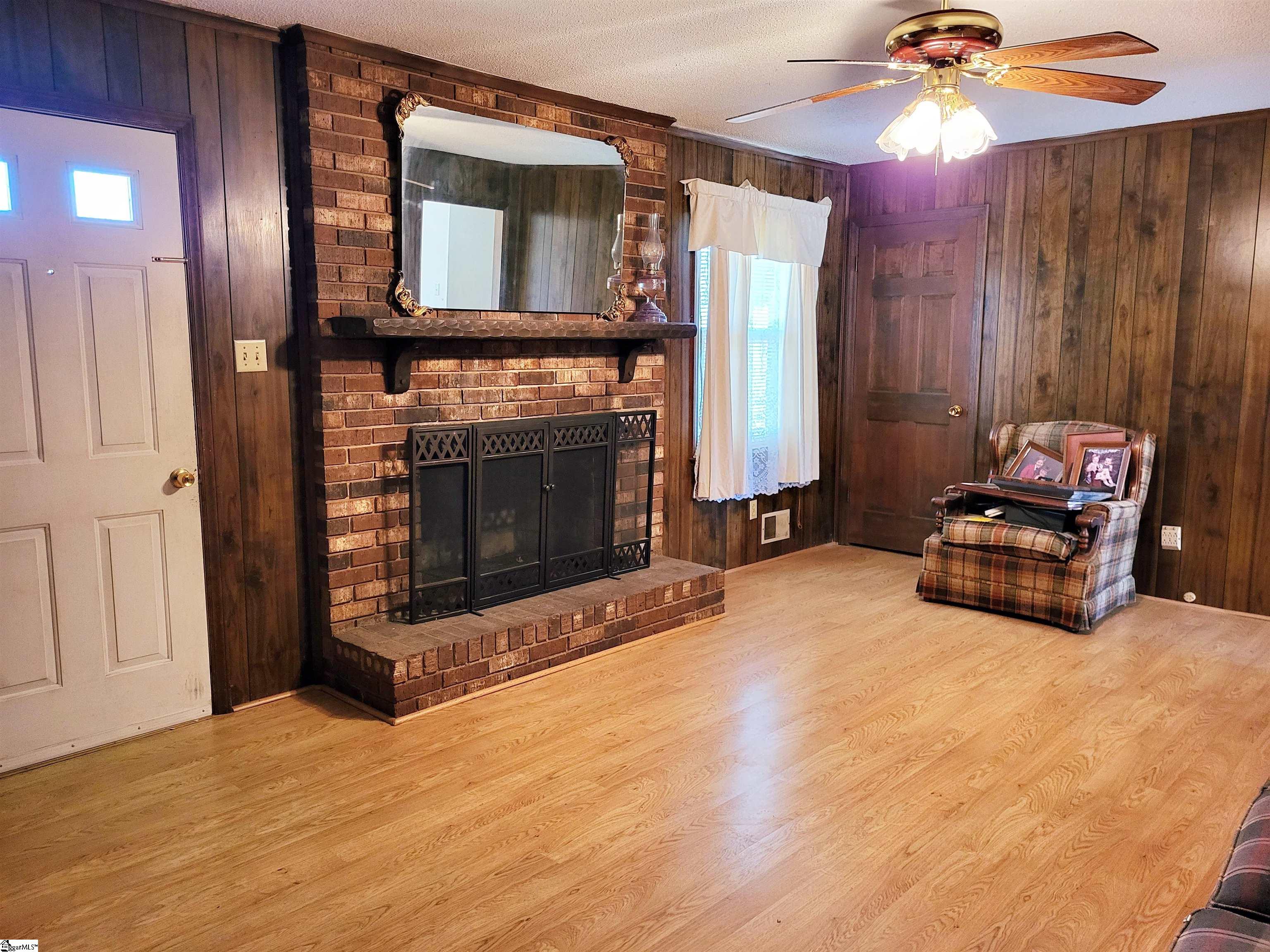 202 Ray Hill Road Moore, SC 29369 - Photo 8 of 26 Gallery Image 8