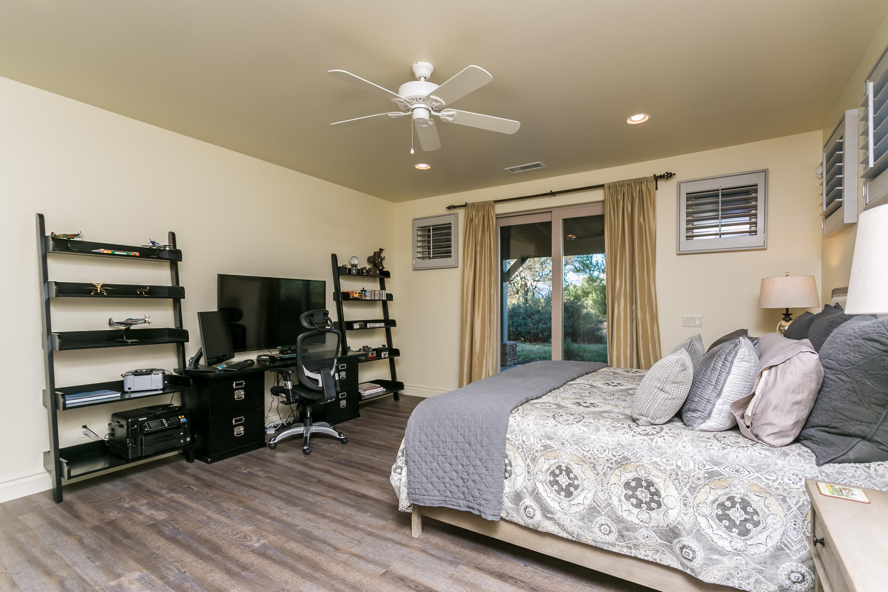 4775 West Three Forks Road Prescott, AZ 86305 - Photo 15 of 36 016_Master Bedroom