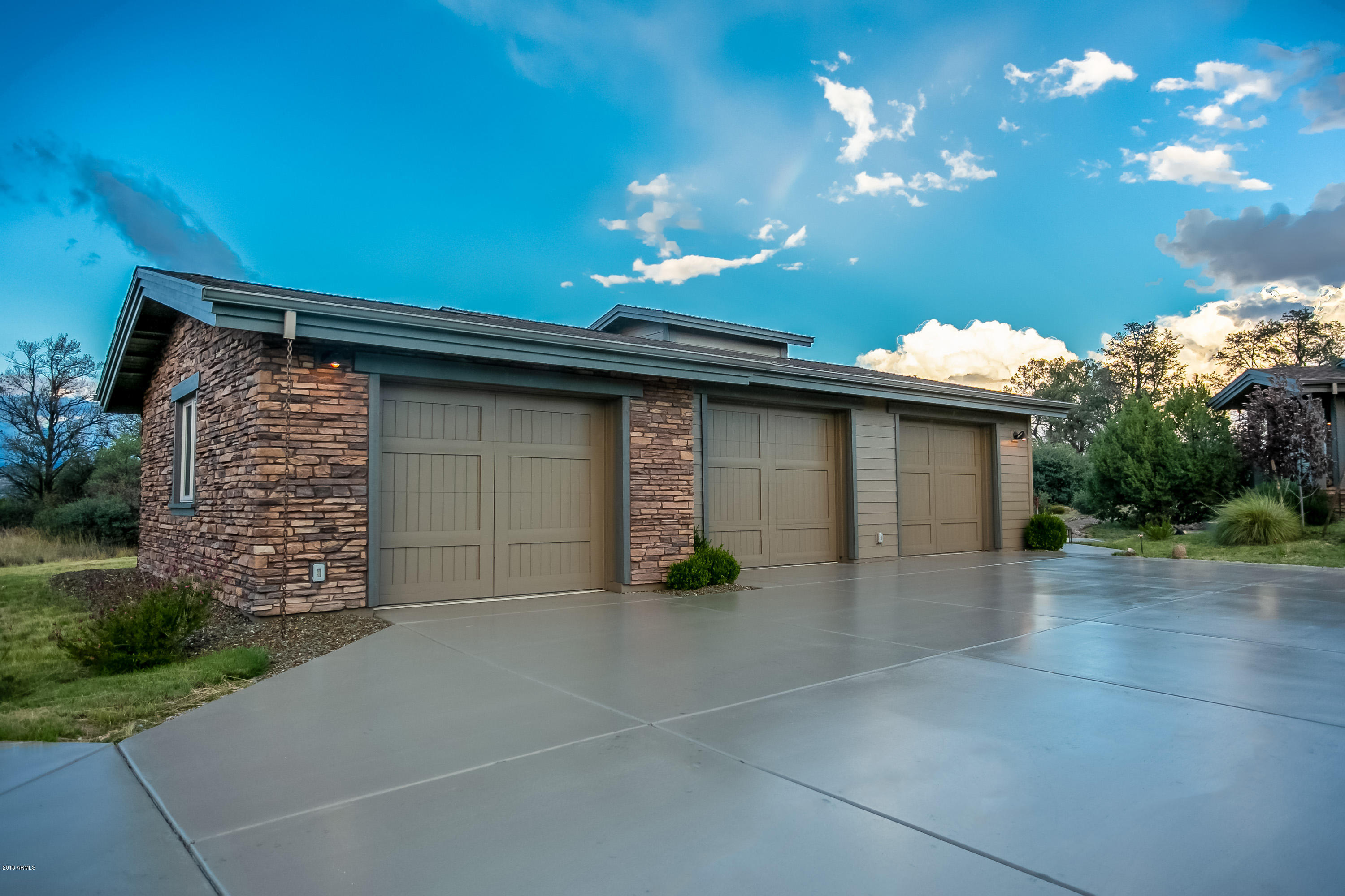 4775 West Three Forks Road Prescott, AZ 86305 - Photo 27 of 36 027_Garage