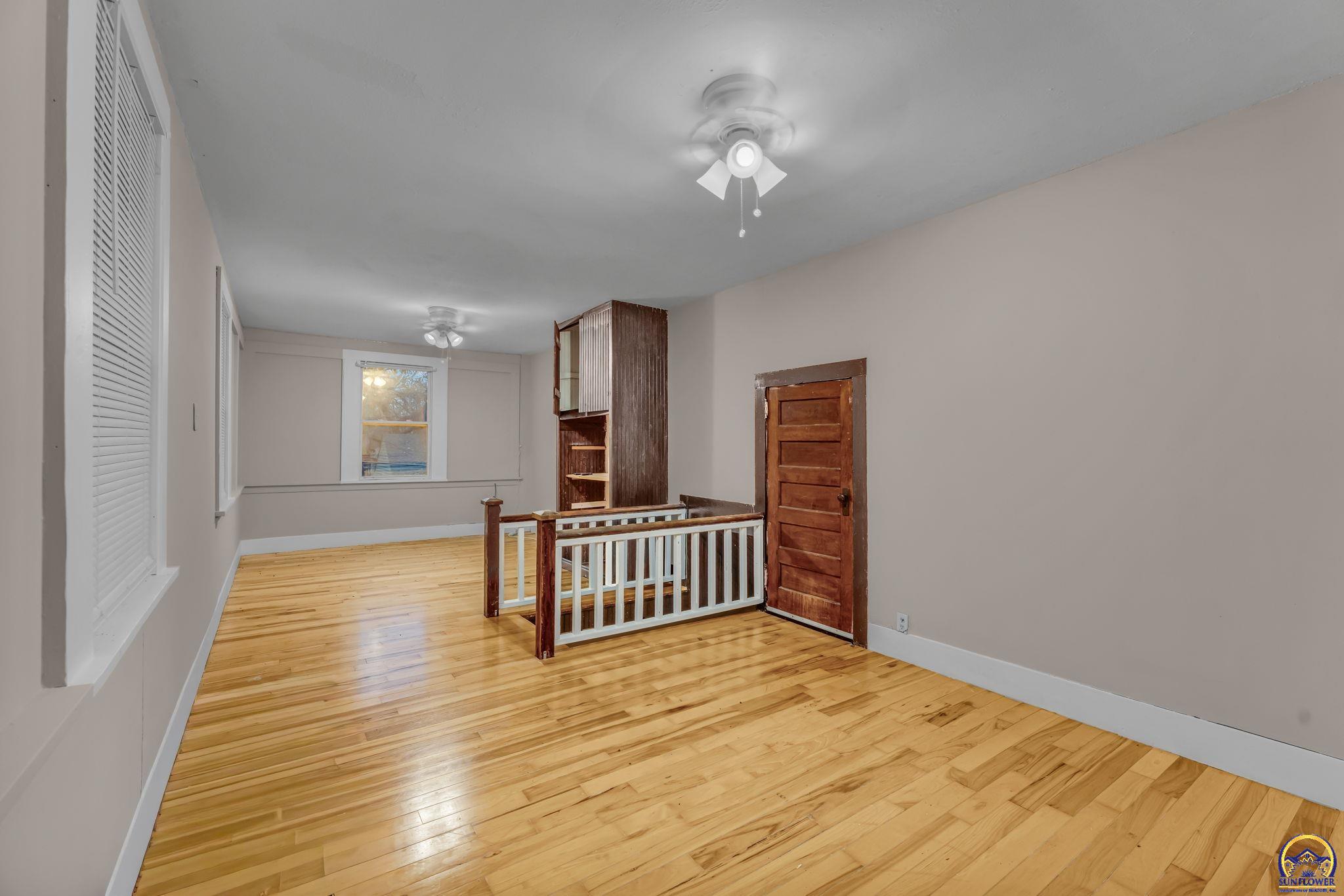 700 Southwest Roosevelt Street Topeka, KS 66606 - Photo 18 of 23