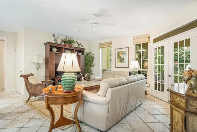 $7,500 | 1385 Winding Oaks Circle West, Unit 702, Vero Beach, FL 32963