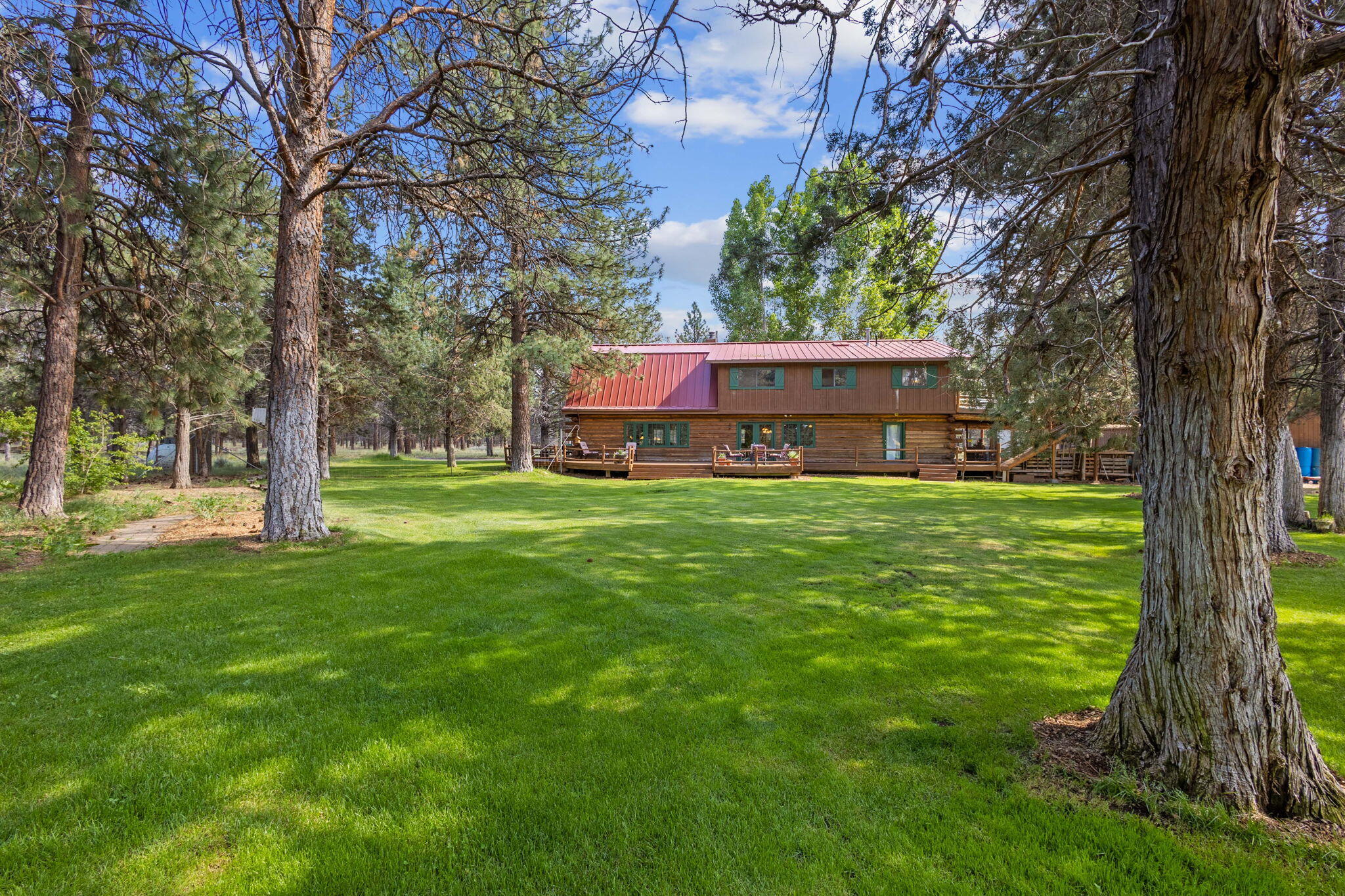 69435 Green Ridge Loop Sisters, OR 97759 - Photo 3 of 60 2-web-or-mls-69435 Green Ridge Loop, Sis