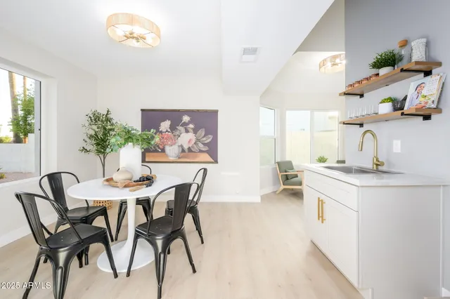 $1,049,995 | 2552 South Playa, Mesa, AZ 85202