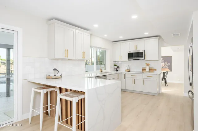 $1,049,995 | 2552 South Playa, Mesa, AZ 85202