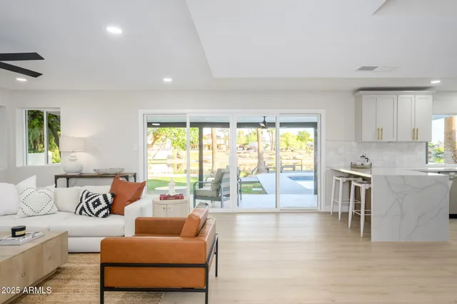 $1,049,995 | 2552 South Playa, Mesa, AZ 85202