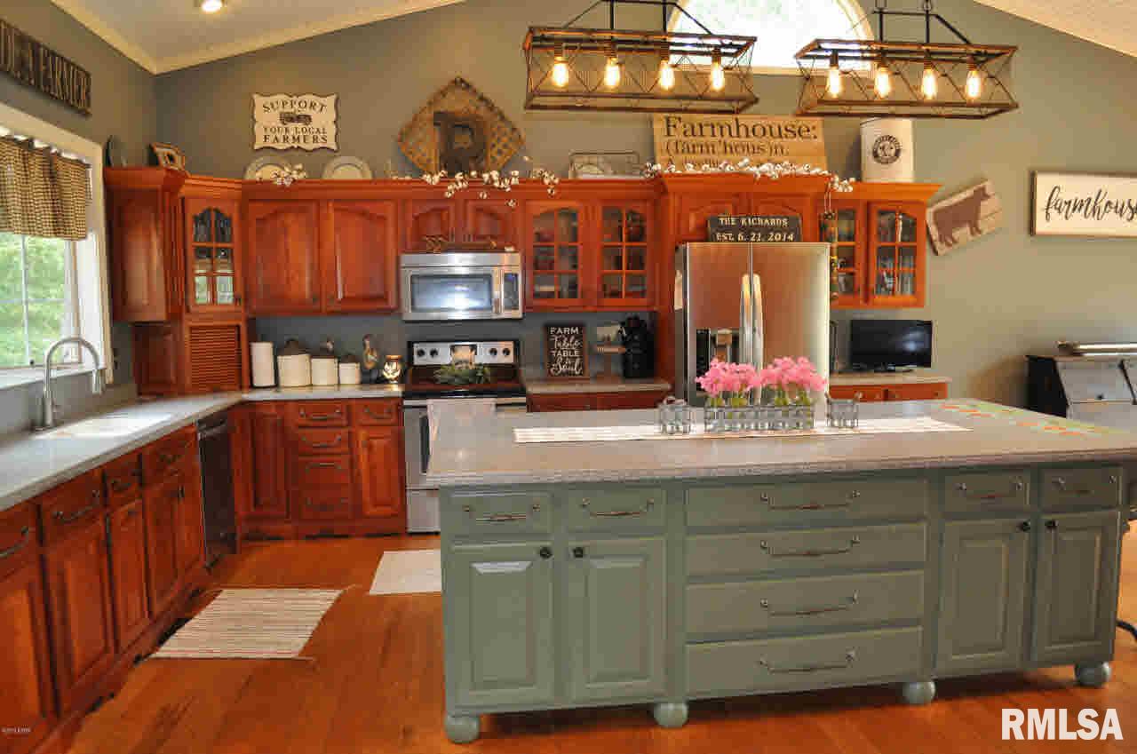 17299 East Marlow Road Mount Vernon, IL 62864 - Photo 17 of 50 Gallery Image 17