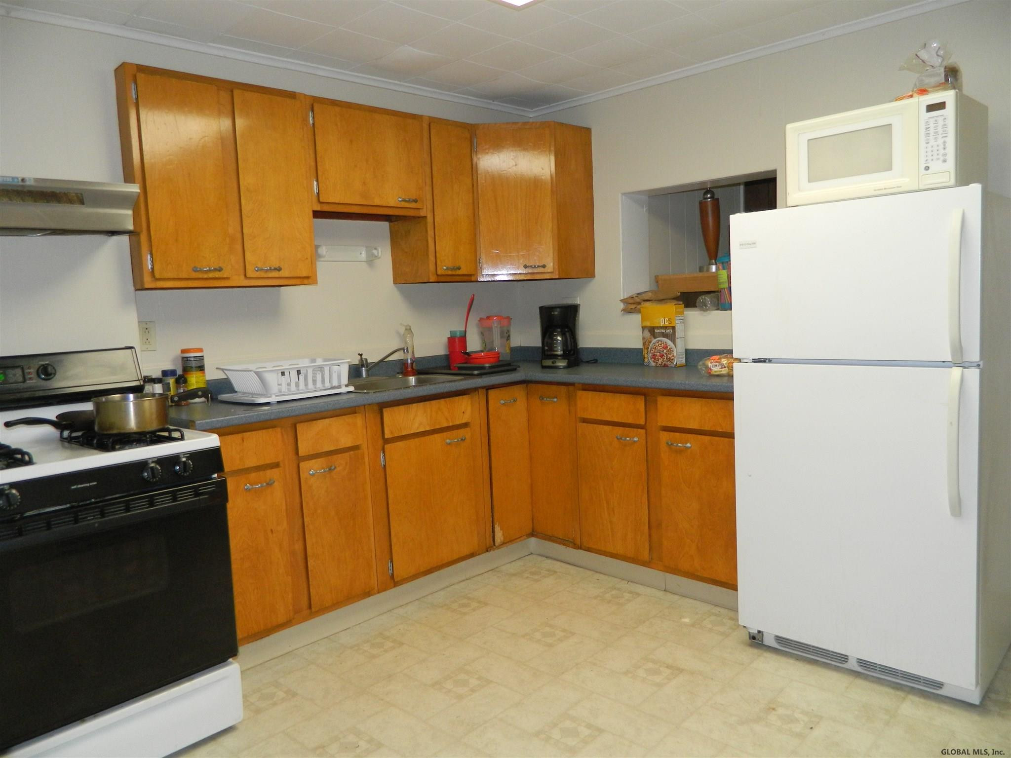 4-6 Ring Street Rensselaer, NY 12144 - Photo 4 of 25 Photo 4