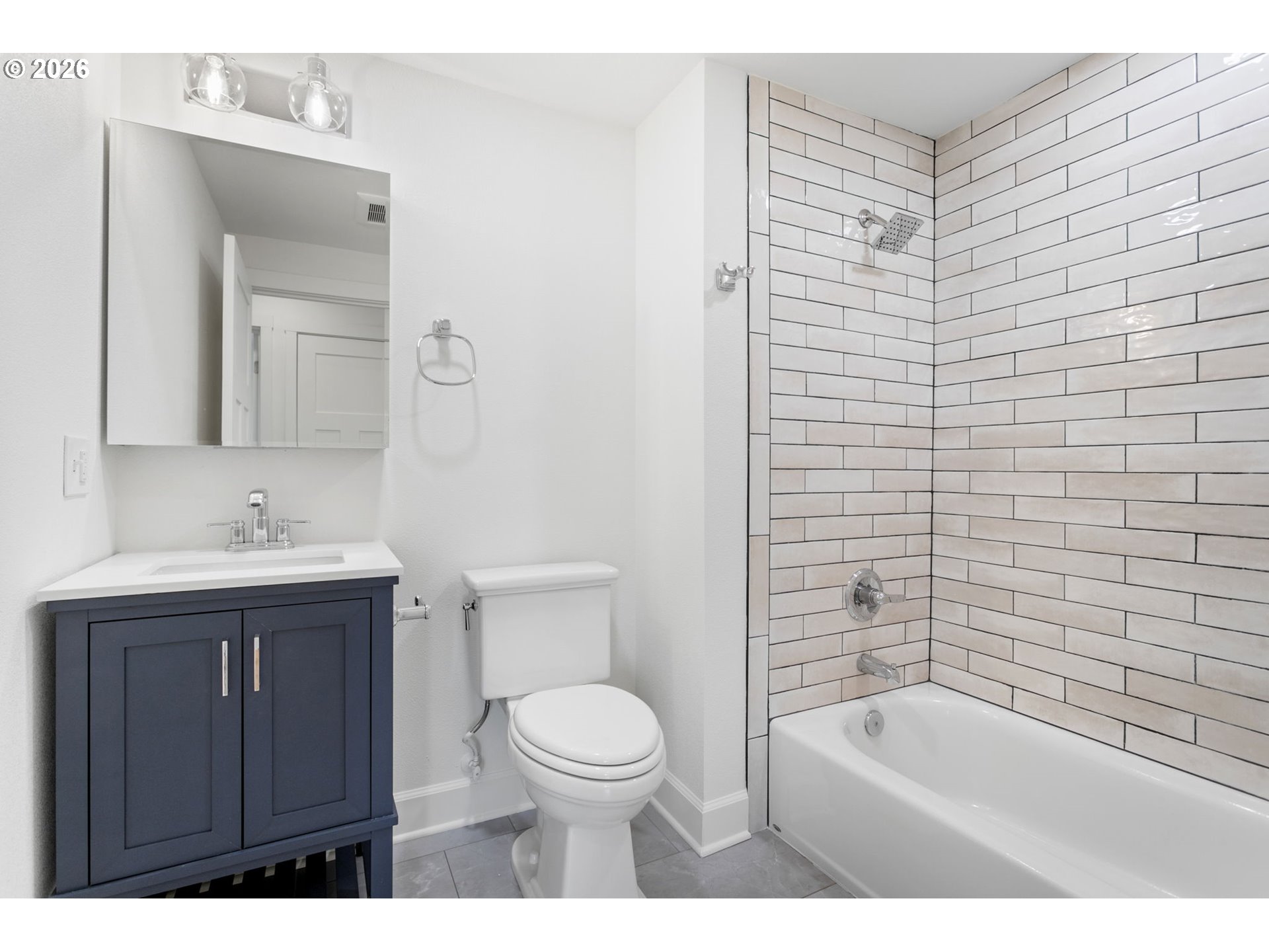 418 Dewey Street Oregon City, OR 97045 - Photo 10 of 22