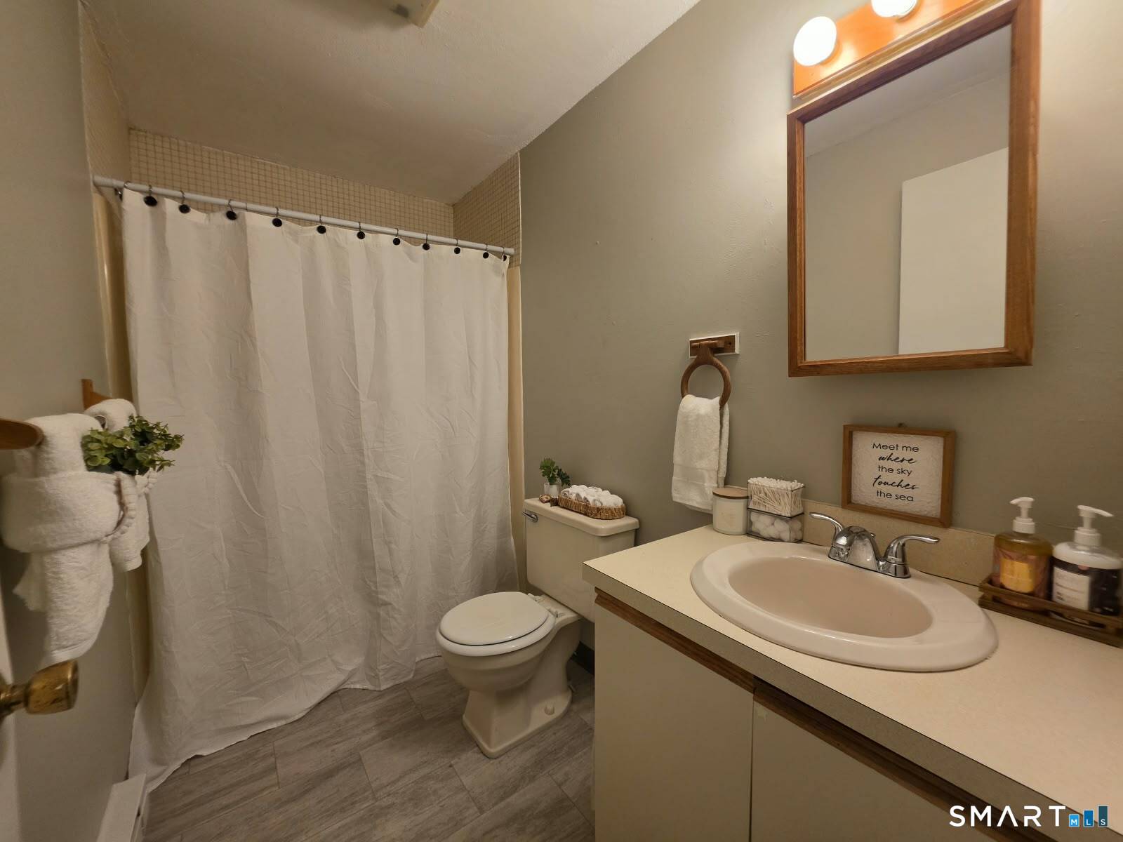 1448 Meriden Road, Unit 15 Waterbury, CT 06705 - Photo 18 of 27 Gallery Image 18