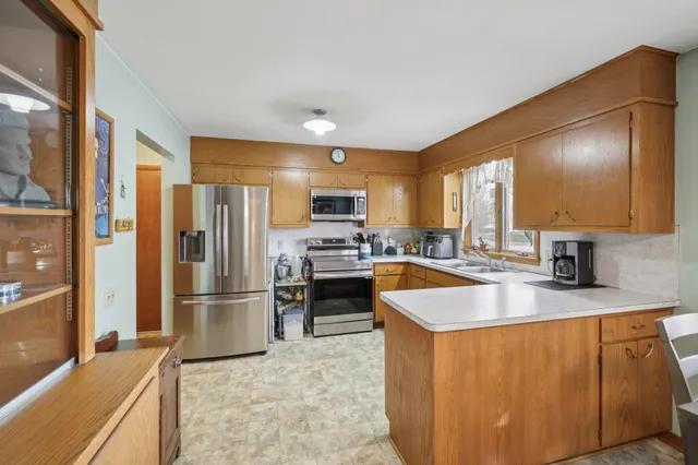 $300,000 | 909 Mulberry Street, Lake Mills, WI 53551