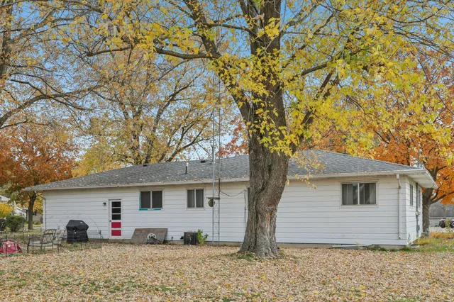 $300,000 | 909 Mulberry Street, Lake Mills, WI 53551