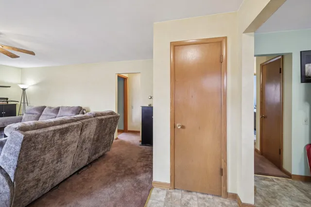 $300,000 | 909 Mulberry Street, Lake Mills, WI 53551