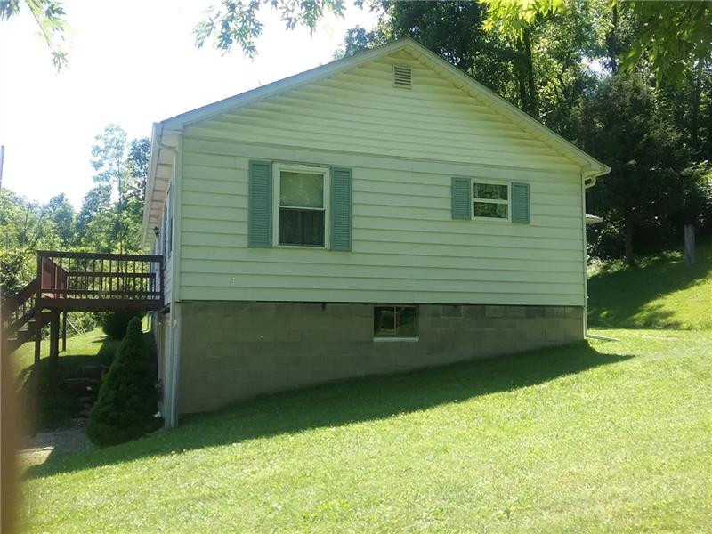 540 Monarch Road Dunbar, PA 15431 - Photo 3 of 24