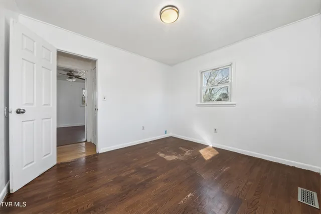 $250,000 | 501 Paul Street, Greeneville, TN 37743