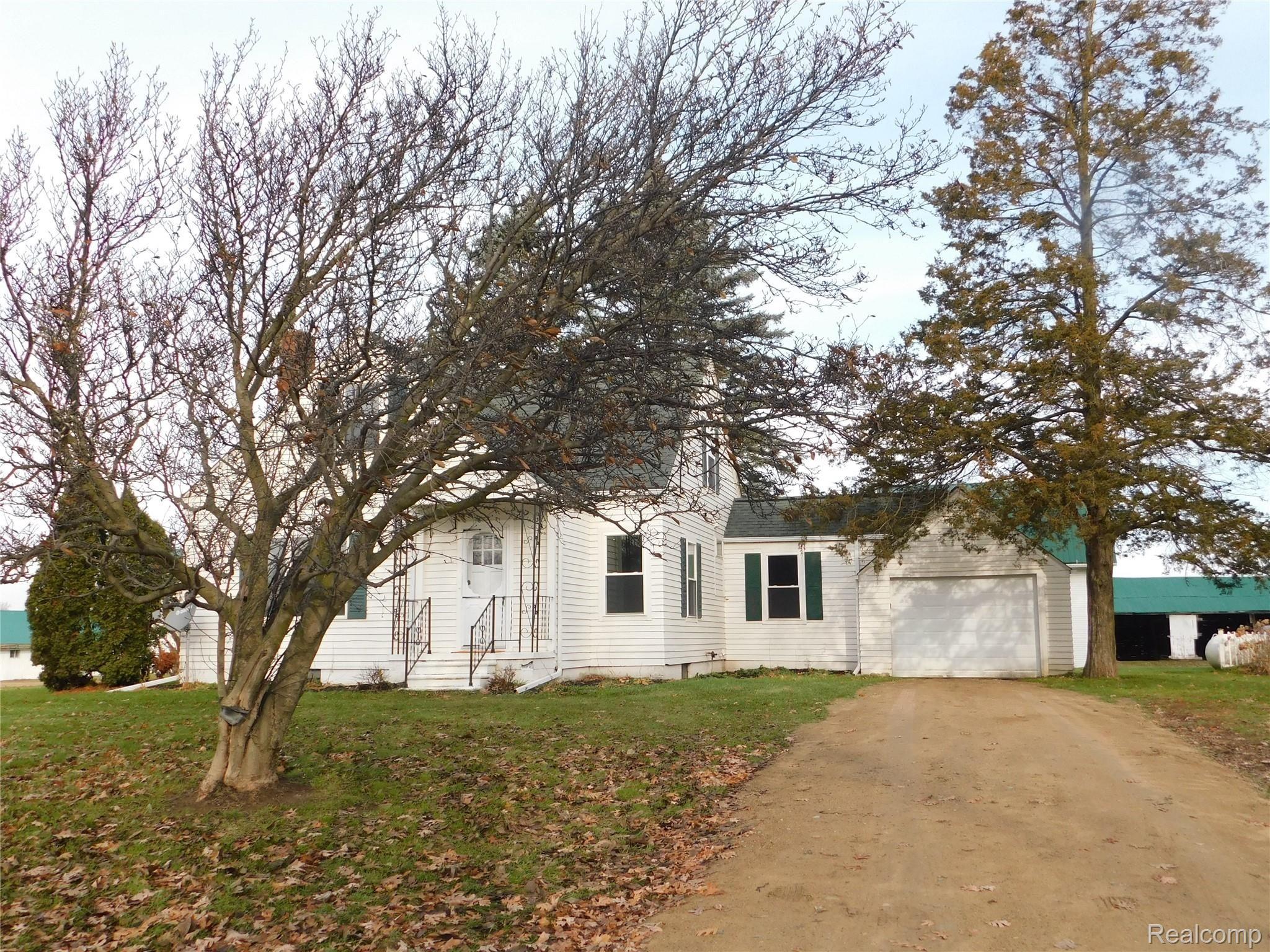 3711 East Lovejoy Road Byron, MI 48418 - Photo 12 of 13 DSCN0533.JPG
